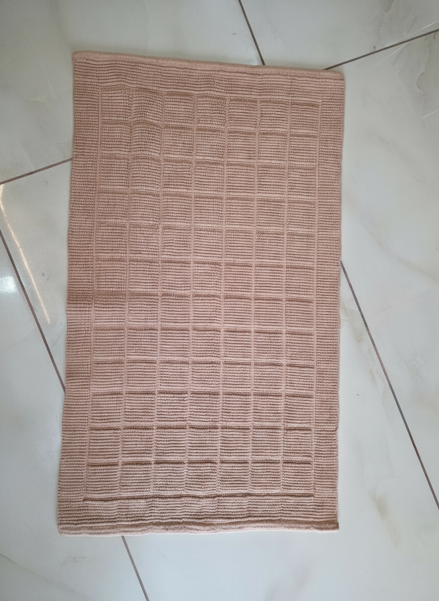 Modern Checkered Design Bath Mat - Neutral Tan Luxury Square Grid Comfort Mat